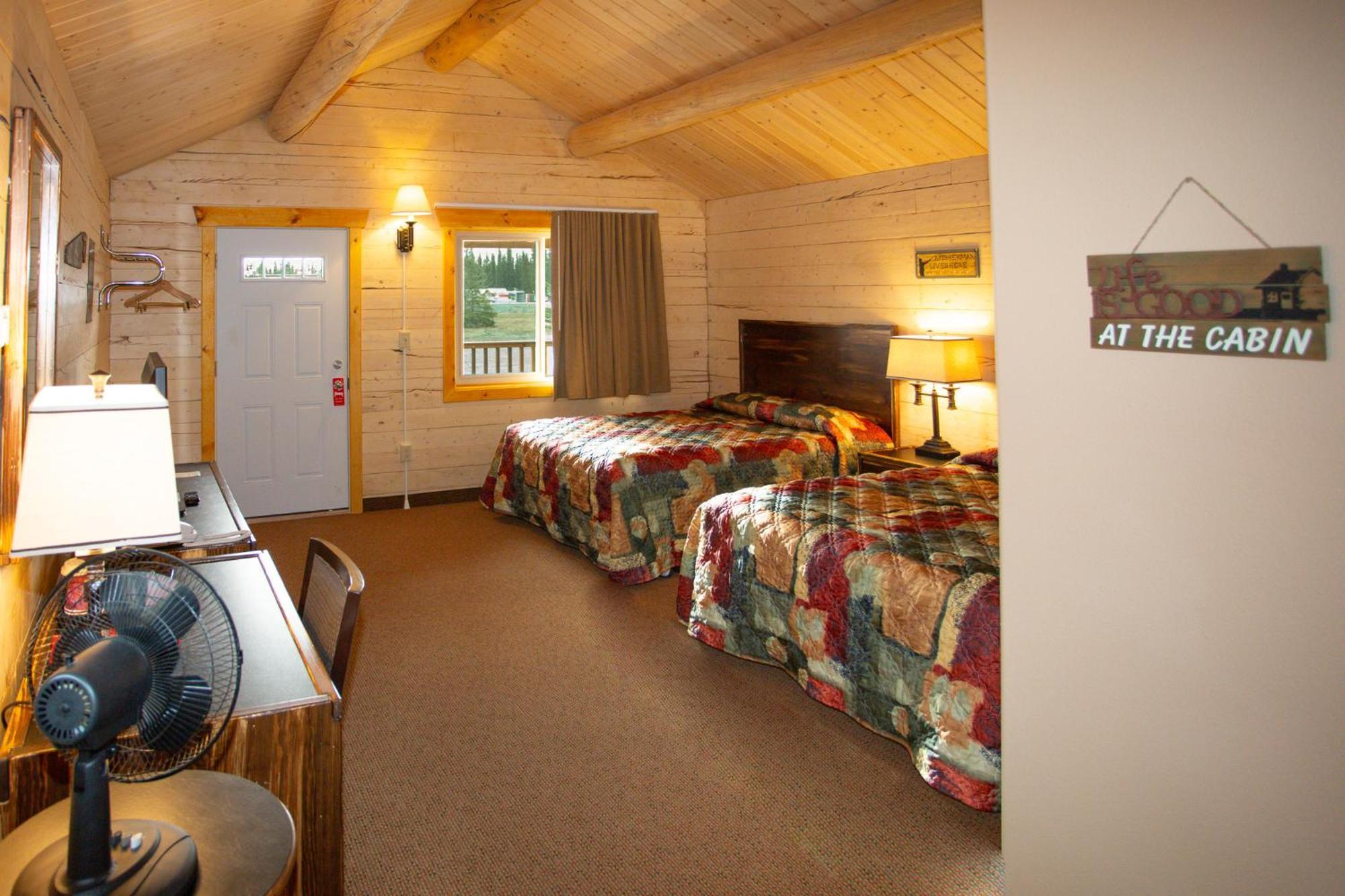 Young'S Motel Ток Екстериор снимка
